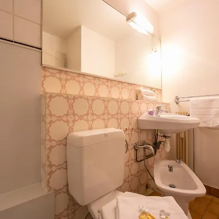 Sleeps 4 Apartment *