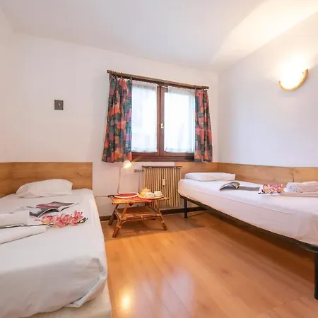 Apartment Sleeps 4 Chamonix