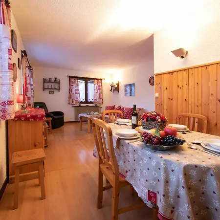 Sleeps 4