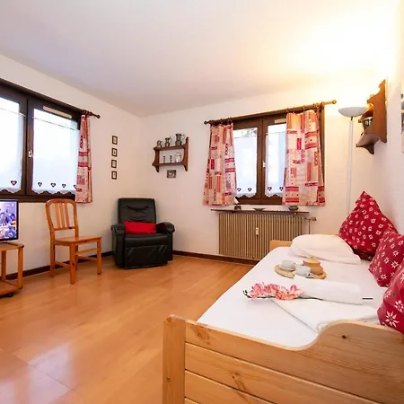Sleeps 4 Apartment *